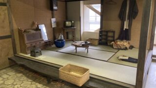 郷土学習室の畳表工事